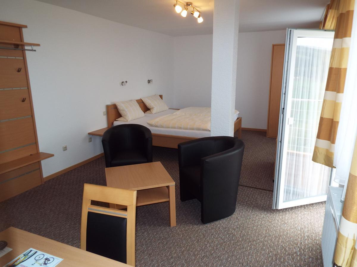 Hotel Garni Zum Reinhardswald Gewissenruh Δωμάτιο φωτογραφία